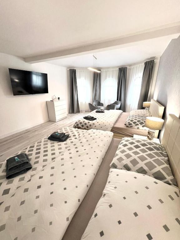 GrandLux Villa & Spa - 4
